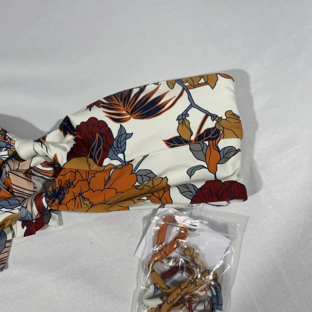 NEW O'Neill‎ [ Medium ] Corinna Floral Print Knot Bandeau Bikini Top